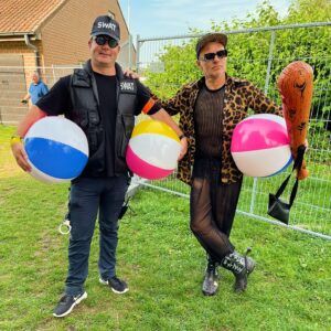 Peter Van De Veire Instagram - Ik ontken alles.
. 
En toch: merci @kampingkitschclub 
.
(ik sta in het midden)