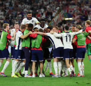 Phil Foden Instagram - One more to go 🫡 Fans were class! Bring on Sunday 💪🏻🏴󠁧󠁢󠁥󠁮󠁧󠁿
