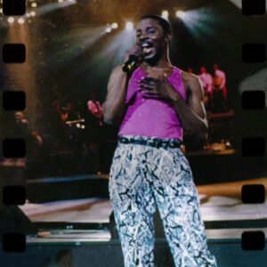 Philip Bailey Instagram - #Throwback performing 𝕃𝕠𝕧𝕖 𝕠𝕟 𝕒 𝕋𝕨𝕠 𝕎𝕒𝕪 𝕊𝕥𝕣𝕖𝕖𝕥 in Rotterdam, 1988.🌗