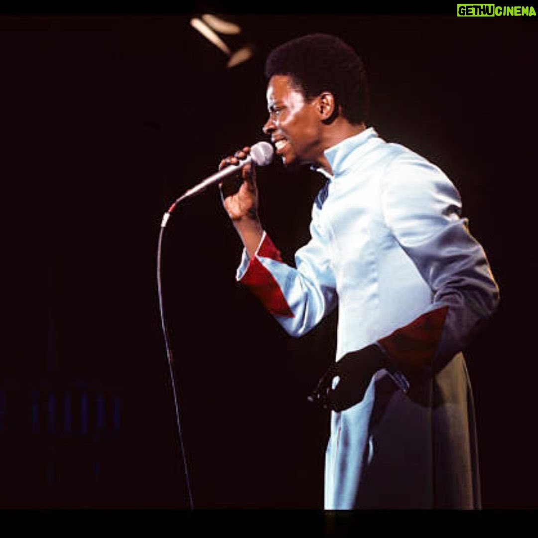 Philip Bailey - 1.2K Likes - #TBT Thankful for 𝒕𝒉𝒆 𝒗𝒐𝒊𝒄𝒆, 𝒕𝒉𝒆 𝒊𝒏𝒔𝒕𝒓𝒖𝒎𝒆𝒏𝒕! 🙏🏿