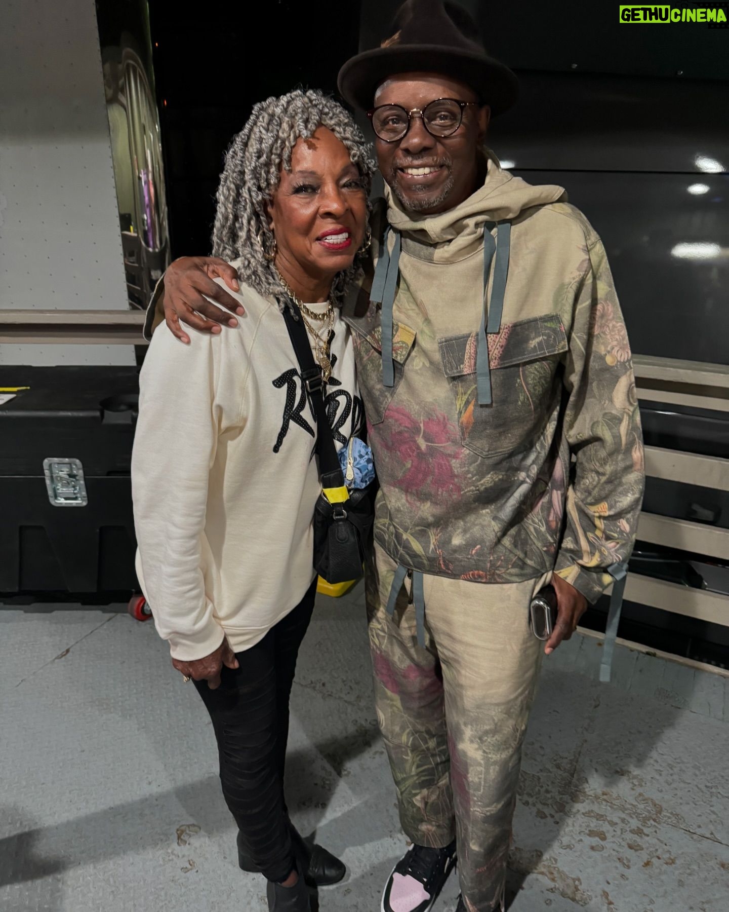 Philip Bailey - 1.1K Likes - With Motown royalty @realmarthareeves, in Pine Knob Michigan. Great to see her again, we use to fellowship together in Los Angeles at Zion Missionary Baptist church back in the day. She now has her Doctorate in Theology.. Congratulations 🥂 Whenever we perform in the Michigan area, that Motown magic is in the air and we get that energy.
Thank you 🙏🏿 Detroit