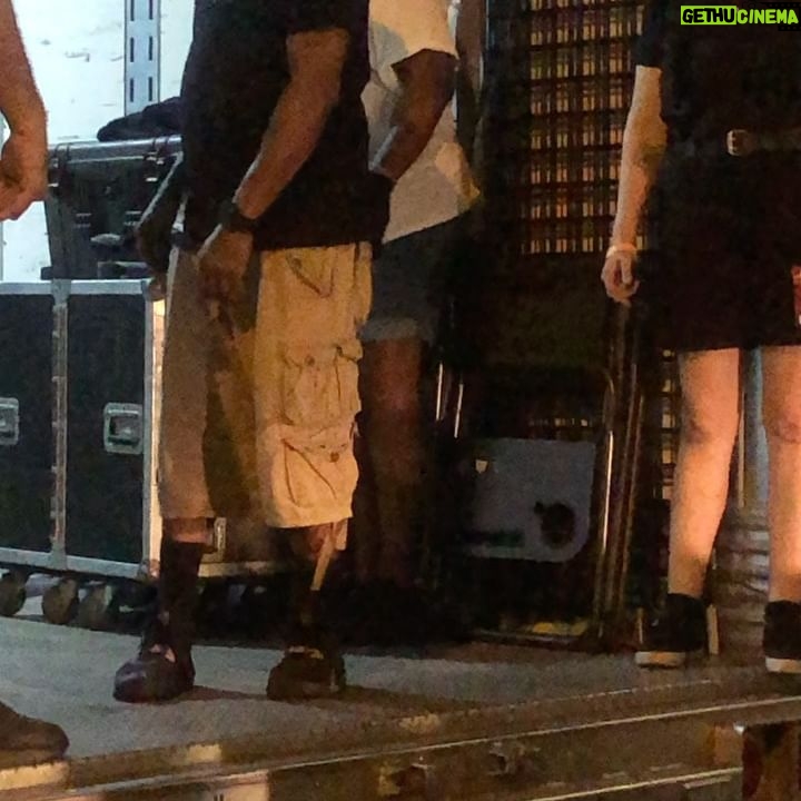 Philip Bailey - 4K Likes - Every night these men and women move a few houses worth of heavy artillery for the show. They move it in. They set it up. They move it out, and pack it in. Then a day later, they load it up, break it down, and pack it back in… or there’s no show. Much respect. I just wanted to show you what’s happening behind the scenes on our tour. When our work is over, theirs begins. Much Respect for their skill sets. We couldn’t do it without you!
- Philip Bailey
🙏🏿🙏🏿🙏🏿
🌍💨🔥