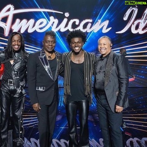 Philip Bailey - 1.2K Likes - Reposting from @americanidol What an incredible performance with @theejaycopeland!
🌎💨🔥