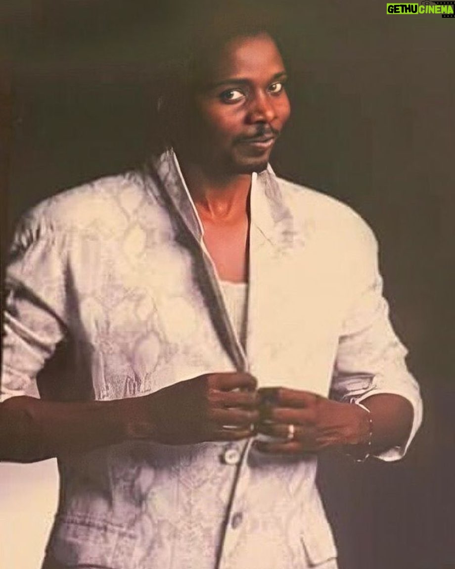 Philip Bailey - 1.4K Likes - Did you use to roll up the sleeves on your blazers too? ✨