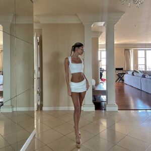 Actress Pia Mia HD Photos and Wallpapers June 2024