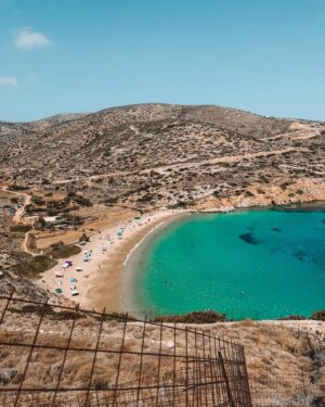 Pinelopi Plaka Instagram - Δονούσα μάγισσα 🧿🤍____________________________________________________#summerstory #mysummer #vacation #islandlife #free #freedom #makingmemories