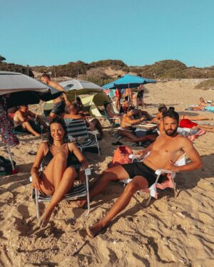 Pinelopi Plaka Instagram - Κουφονήσι θα πει σκηνή,ανέμελη ζωή,φίλοι χαμογελαστοί!🧿_____________________________________________________

#vacationmode #summeralbum #islandlife #islandvibes #freedom #hapiness #vacation #happypeople #islandhopping