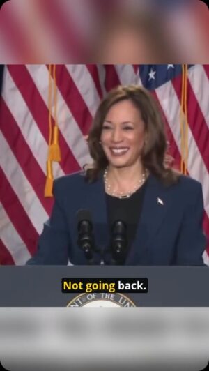 Piper Perabo Instagram - We are not going back!! Kamala Harris is the woman who can stop Project 2025 and I can’t wait to watch her win in November!
