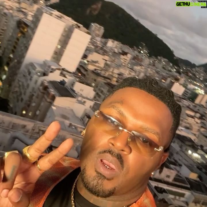 Plutonio - 41.3K Likes - Alcatraz já disponível no YouTube 🍍