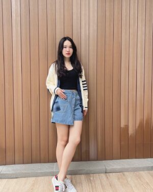 Po Wichada Atiwesangkun Instagram - 🏸💙💙 @pomelofashion @Drycleanonly_bkk 
#PomeloGirls #Drycleanonlybkk