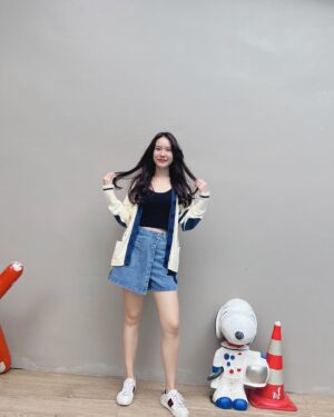 Po Wichada Atiwesangkun Instagram - 🏸💙💙 @pomelofashion @Drycleanonly_bkk 
#PomeloGirls #Drycleanonlybkk