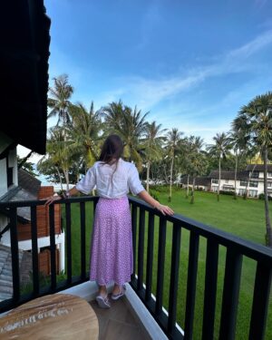 Pooja Gor Instagram - Birthday trip photo set: Part 1!! 🤩
This day, last month. Mentally still here. 🥹

Never has a holiday been so hassle-free! 

Once I booked my stay at @clubmedphuket , they took care of literally everything. All I did was, relax!😌 

From sipping on cocktails all day to exploring everything that this beautiful resort has to offer! 

More to follow in Part 2. 

@clubmedphuket @clubmed 
#clubmed #clubmedphuket #beachandmountainresorts #clubmedxx #poojagor #PGTravelsTheWorld 

[club med phuket, phuket, beach holiday, birthday trip, all inclusive, luxury holiday, Pooja Gor, Travelogue]