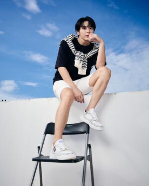 Poompat Iam-samang Instagram - Waka waka Skechers | SPYxFAMILY 
@SKECHERSTH 

#SkechersTH #SkechersSPYxFAMILY