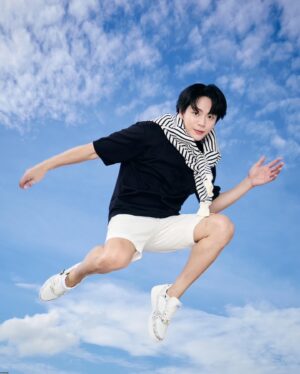 Poompat Iam-samang Instagram - Waka waka Skechers | SPYxFAMILY 
@SKECHERSTH 

#SkechersTH #SkechersSPYxFAMILY