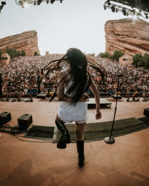Poppy Instagram - Red Rocks 🪨
📸 @lanalion