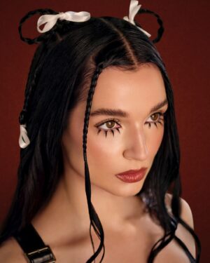 Poppy Instagram - new way out 
tomorrow 
1030am pt
Presave

📷 @samcannon 

@jordanfish86   P   @st33vis