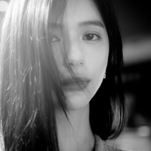 Porima Cheng Instagram - 夏日的檸檬草明天上映🎬🍋
這個夏天請叫我星卉學姊～
@movie_lemongrass 

@selfportraittaiwan @tun_grp #selfportraittw #selfportraittaiwan