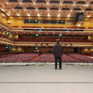 Porno Graffitti Instagram - 新藤晴一が長年準備してきたa new musical「ヴァグラント」も本日無事１つの区切りを迎えました。
東京公演・大阪公演ご来場頂いた皆さま、関わって下さった皆さま、誠にありがとうございました！

#ポルノグラフィティ
#新藤晴一
#ヴァグラント