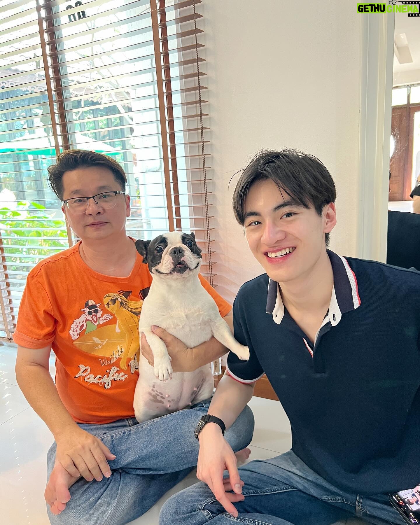 Pornpawit Putthisethakul - 2.3K Likes - Today’s another special day that’s being
said “My Dad’s day Love you better everyday
my hero!❤️😜😍
#HBD #21th #HappyBirthdayToMyDad