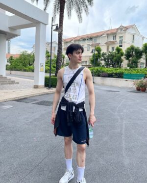 Pornpawit Putthisethakul Instagram - Feel the SUN and know how hot it is , like feel the confidence and know how cool it has 🔥😎😁 #BeAthletic #StrongManAlways #BeYourOwnGreatness