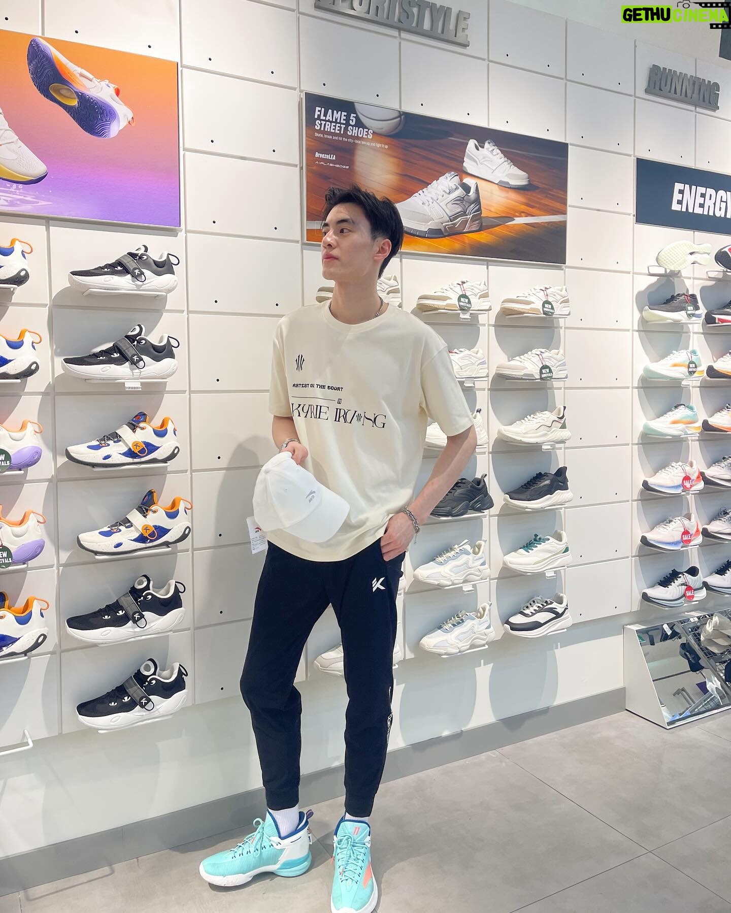 Pornpawit Putthisethakul - 1.5K Likes - Hey Guys!!! , Now ANTA shop in Thailand has now opened since 17 May 2024 at Future Park Rangsit … Never forget to shopping here 😎🏀 #ANTA #ANTAThailand #LetsGoTH #KeepMoving