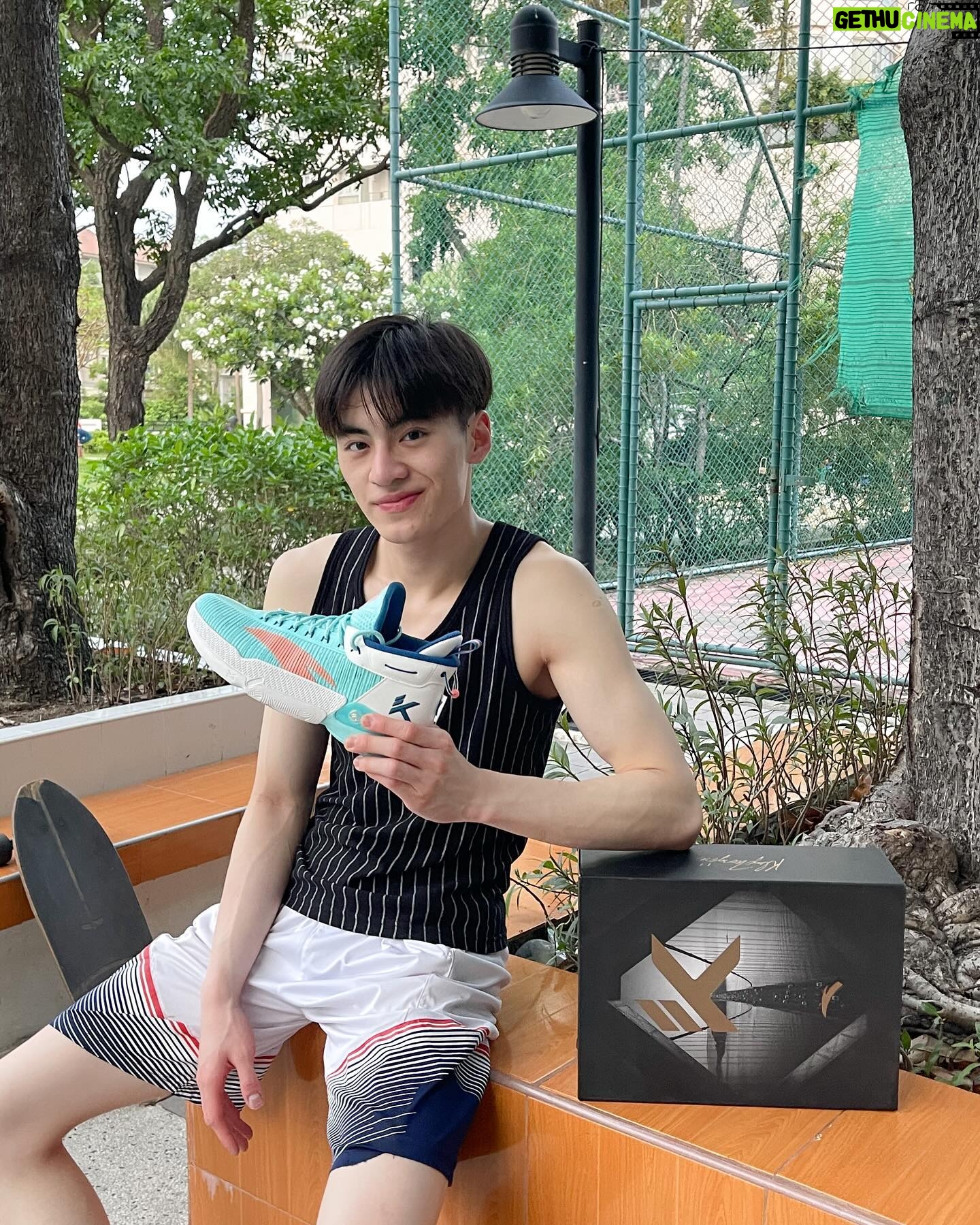 Pornpawit Putthisethakul - 3.2K Likes - เปิดเเล้ว! อย่าลืมมาช้อปกันที่ ANTA ที่สาขาฟิวเจอร์พาร์ครังสิต ตั้งเเต่วันที่ 17พฤษภาคมนี้ มาร่วมสนุก เเละเติมพลัง กับ ANTA กันด้วยนะครับ💪🏽🔥
#ANTAThailand #ANTA #ANTAThailand #LetsGoTH #KeepMoving