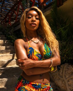 Porscha Coleman Instagram - Happy Belated @porschacoleman 7.12 🎂🥳

This woman right here is a true performer and has had her foot on necks for years, working incredibly hard. 

I remember years ago driving down 3rd street in LA on my way to Beverly Center and saw her filming something right outside of this incredible restaurant, Toca Madera, and I half-way wanted to stop the car and meet her then. But I said, naw if it’s meant to be I’ll meet this person again. Funny how life works. But she’s a bundle of Cancer ♋️ energy, and it was so great meeting and spending time with you in Tulum with @topshelfgetaways Porscha. Thanks for showing out for us! 👏🏽 🙌🏽
•
•
•
•
•
#laphotographer #losangelesphotographer #photographersinla #porschacoleman #performance #tulum #travelphotography #destinations
