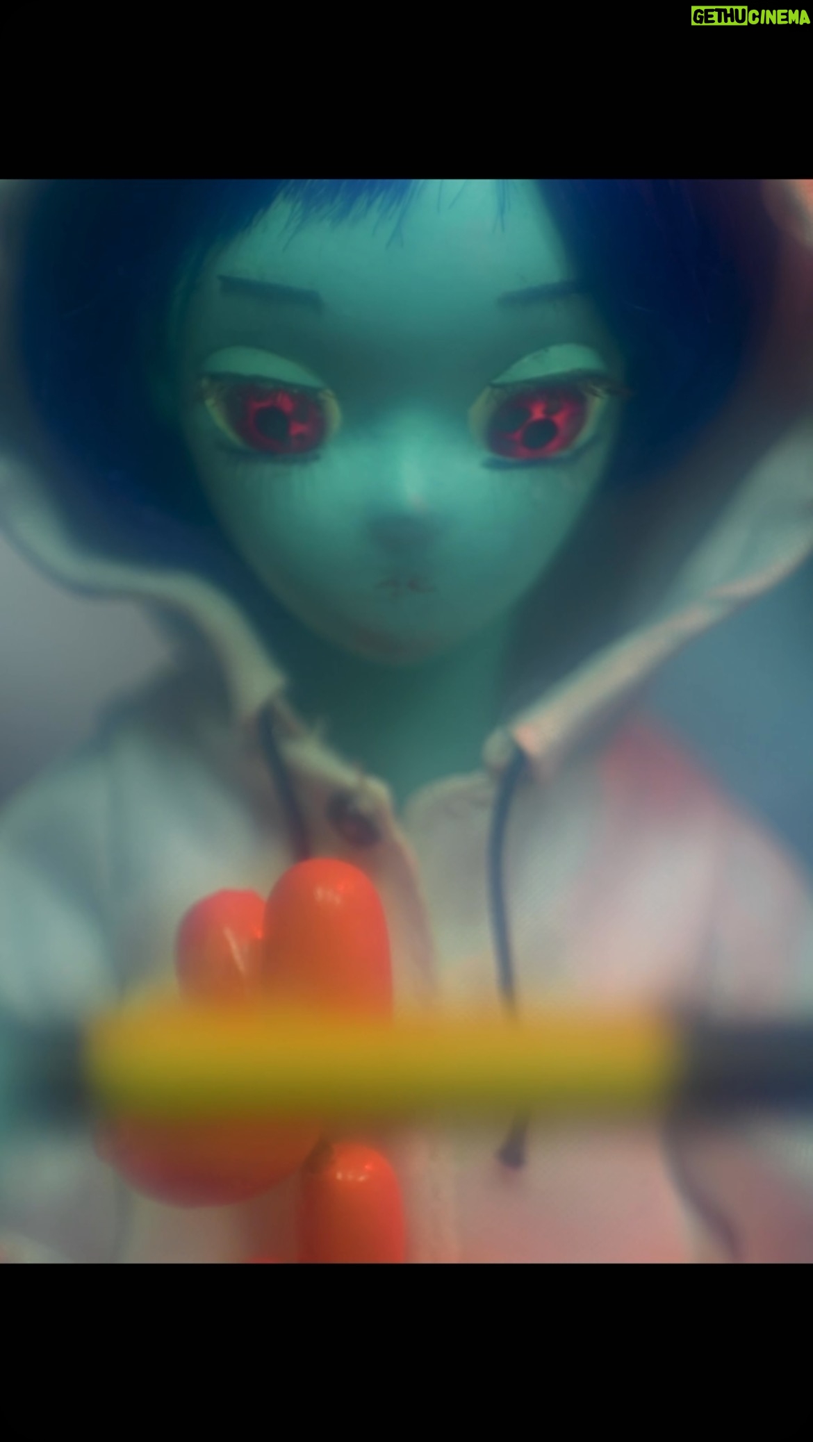 Porter Robinson - 14.2K Likes - new SMILE! :D music video — “Easier to Love You”, directed by my hero Tomoyasu Murata. out now <3