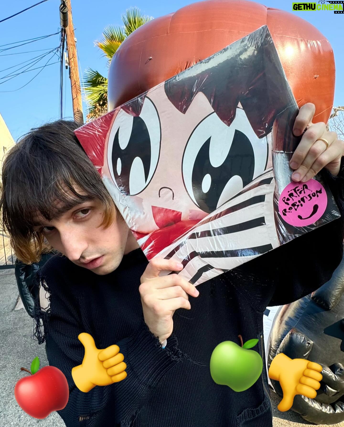 Porter Robinson - 31.6K Likes - tell me the best & worst song on the album❤️🩹 whoever has the most likes or angry replies or whatever wins my heart