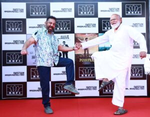 Prabhu Deva Instagram - No words can express this pic ❤️❤️❤️
My father with great @ikamalhaasan sir ❤️🙏🙏🙏