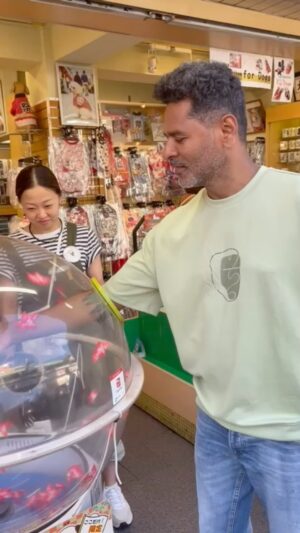 Prabhu Deva Instagram - Life is more fun when you play 

#japan