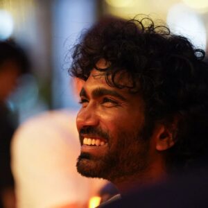 Pradeep Ranganathan Instagram - Sirichitu poite irunga :)