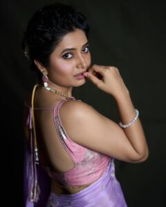 Actress Prajakta Mali HD Instagram Photos and Wallpapers August 2024