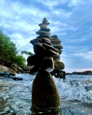 Pranav Mohanlal Instagram - Rock art 🗿