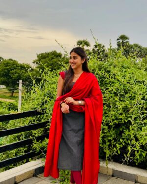 Pranavi Manukonda Instagram - 🍀♥️

My designer: @shilpacouture ✨

#traditional #love #chittoor #instagood #instadaily