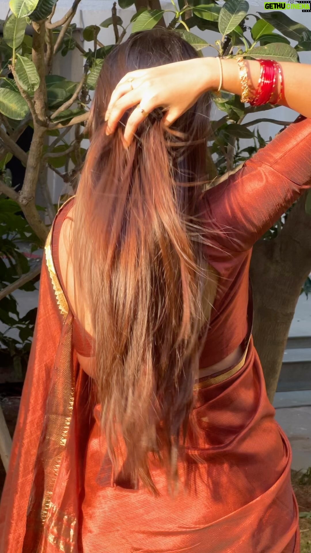 Pranavi Manukonda - 108.7K Likes - This music ✨♥️
#yemayachesave #love #saree #traditional #instagood #reels #instagram