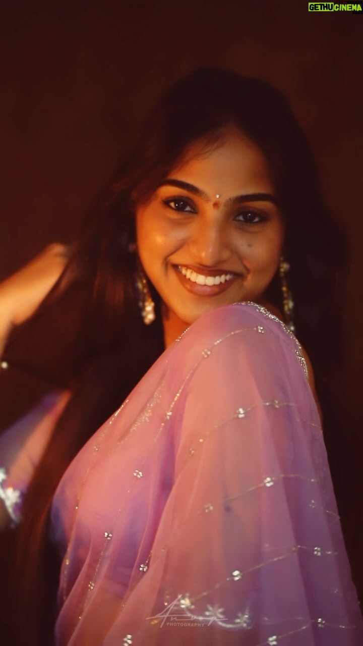 Pranavi Manukonda - 221.7K Likes - ✨💕
VC: @_anupphotography
Saree: @ahdahbyjp
