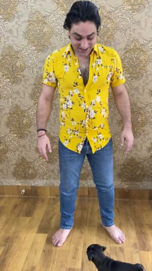 Praneet Bhatt Instagram - On public demand still on 😊🙌