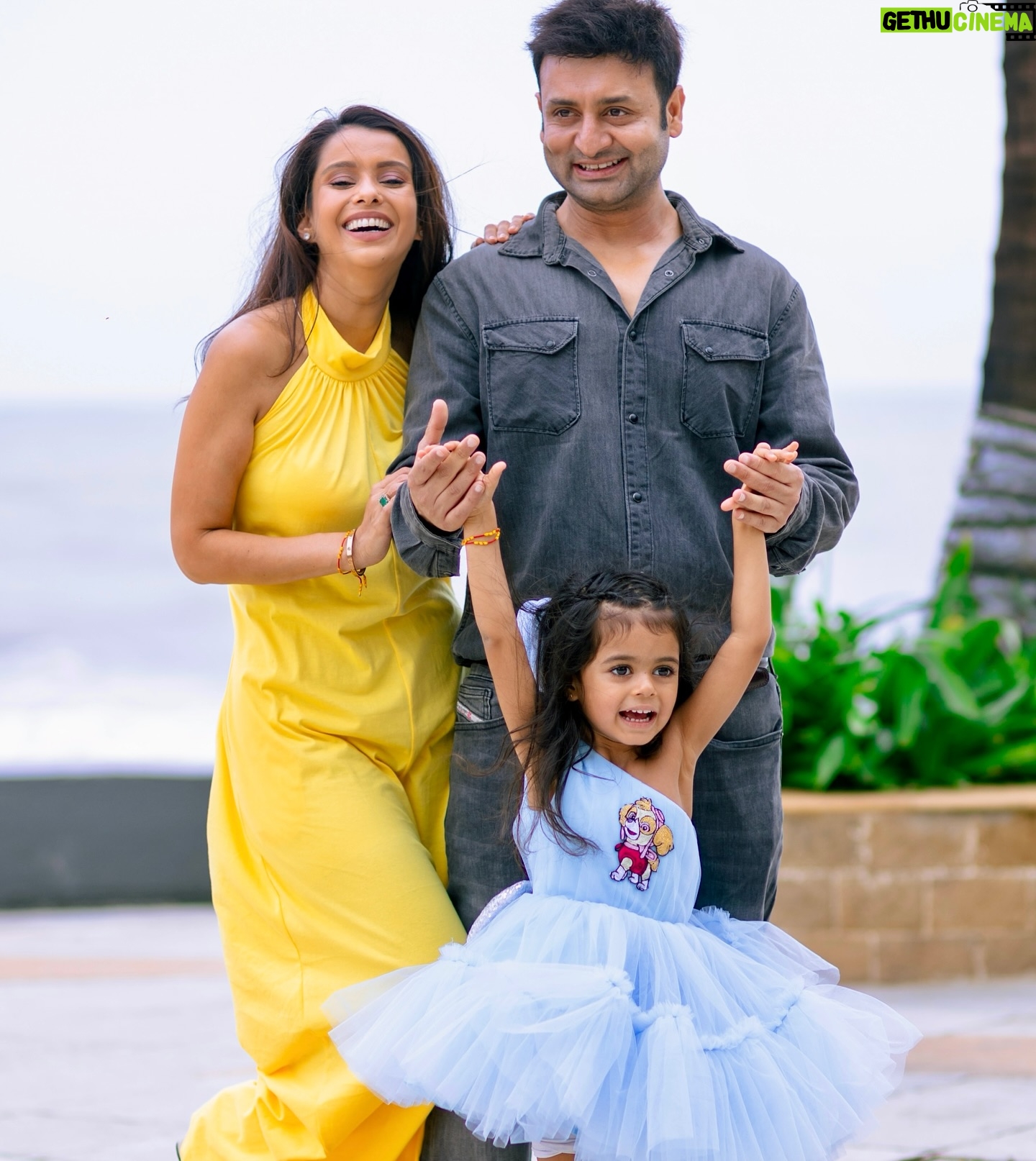 Pranitaa Pandit - 25.4K Likes - Happy Birthday to my little star! @anysshapanditt 🌟 Every year with you is a treasure of precious moments, laughter, and endless love. Watching you grow has been the greatest joy of my life. Here’s to another year of beautiful memories together! 🎂🎉
📸- @memoriesbyvedant
Anysha’s Dress - @devykids
#HappyBirthday #MomentsToTreasure #BirthdayLove #GrowingUpFast #BlessedMoments #FamilyFirst