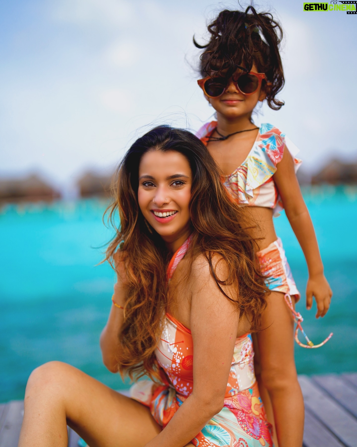 Pranitaa Pandit - 23.3K Likes - Happy 4th birthday to the light of my life! 🌟 Every moment, every heartbeat, every bit of me revolves around you, my precious girl. There’s no greater joy than seeing your smile; it’s worth more than anything in this world. Your happiness is my ultimate treasure, and I am endlessly grateful for every beautiful day with you. I love you beyond words, my life. 💖
@anysshapanditt