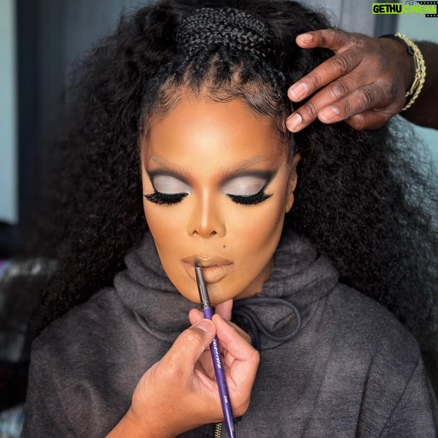 Preston Meneses - 2.7K Likes - Dream Team @janetjackson @larryjarahsims