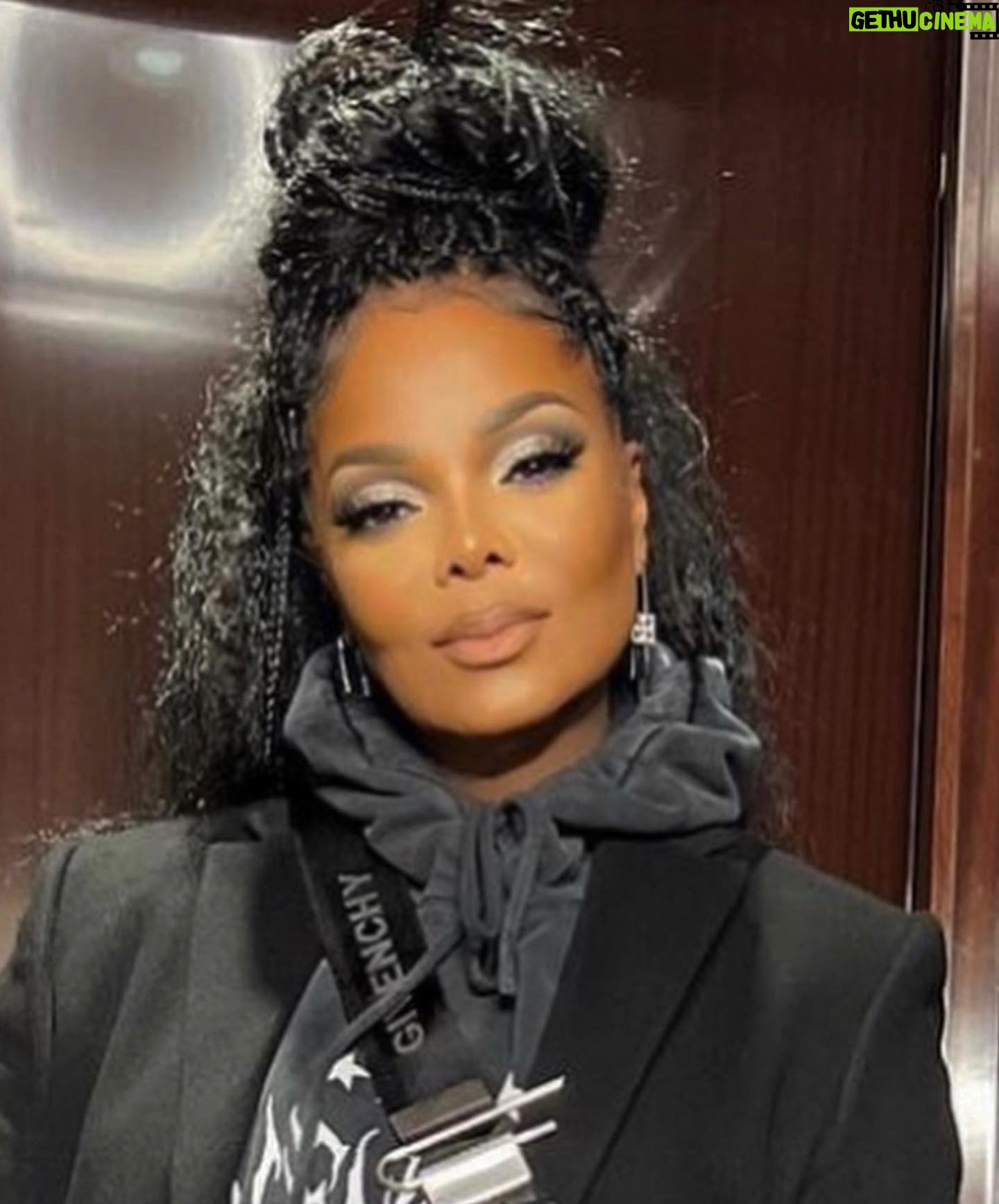 Preston Meneses - 5.1K Likes - Fashion Queen @janetjackson @givenchy