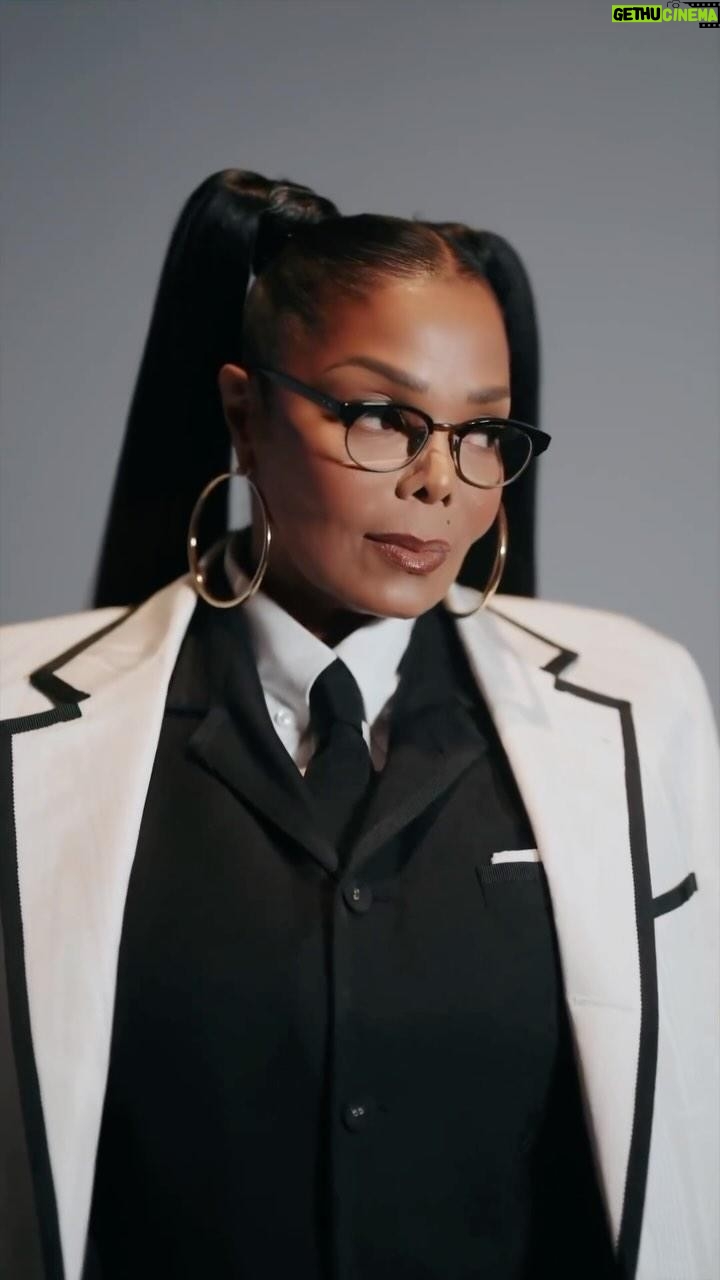Preston Meneses - 2.9K Likes - š¤š¤ @janetjackson @thombrowne #nyfw #prestonmakeup