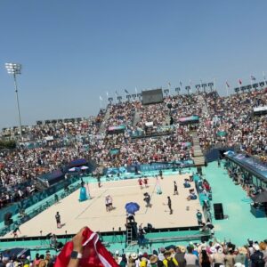 Prinya Intachai Instagram - Time for some beach volleyball today.. Go 🇺🇸 #parisolympics2024 #teamintachai #waysworld