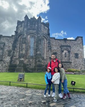 Priscila Faz Instagram - No podía faltar el álbum de tío de Edimburgo 🏴󠁧󠁢󠁳󠁣󠁴󠁿