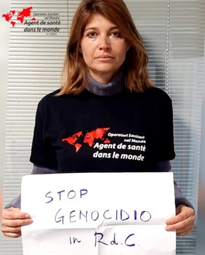 Priscilla Drag Instagram - 🇨🇩STOP AL GENOCIDIO CONGOLESE 

Quasi trent'anni di guerra con circa 20 milioni di morti

Non stiamo parlando di persone uccise per colpi d'arma da fuoco, stiamo parlando di veri e propri massacri, rese disperate per la povertà estrema,  

#Bambini orfani abbandonati
#Donne violate e vittime di violenze atroci
#Donne incinte squarciate

Donne con capezzoli tagliati pur di non far allattare al seno ai propri figli

Ragazzine stuprate davanti ai loro genitori e ai loro fratellini

Bambini rapiti per essere arruolati come #soldati

Ci sono storie che non si riescono a raccontare 

Da decenni continuiamo ad usare la definizione di "Crisi Umanitaria" per raccontare ciò che accade nella Repubblica Democratica del #Congo dove

conflitti armati

disastri naturali

focolai di malattie

divengono caratteristiche imprescindibili per la descrizione dello stato delle cose. 
Firma ora !!!!!⬇️⬇️⬇️

https://www.change.org/p/fermare-il-genocidio-in-congo