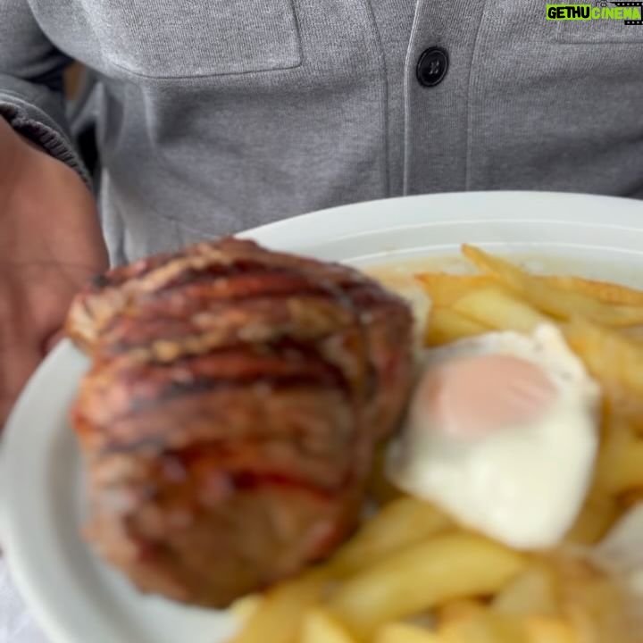 Priscilla Vargas - 96.6K Likes - Excusas:
1. Me lo merezco
2. El lunes empiezo la dieta
3. Se pensó y se hizo
4. Qué tanto…
5. Todas las anteriores🤣
@joserepenning