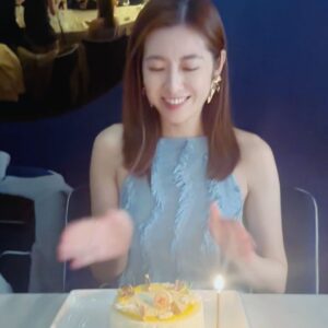 Priscilla Wong Instagram - 願你總是被愛包圍❤️
生日快樂Yo❤️🌈

攝影 @benontheroad
