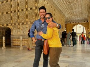 Priya Marathe Instagram - Amer Fort.. Jaipur 
#throwback 
Awed by the hugeness and its intricacies.. 
@thefernjaipur 
Travel partner @cleartrip