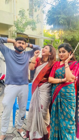 Priya Prince Instagram - Paatu padavaaaaa 🤓soon going to be singer 🎤🎤🎤
.. @aravish_glitzy @shambhavy_gurumoorthy_official 
..
#ree #reelsinstagram #singer #fun #happy #love
